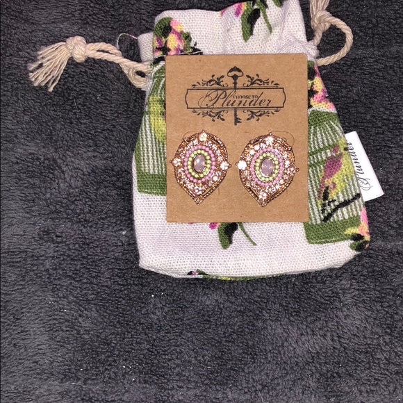 Plunder Jewelry - Earrings